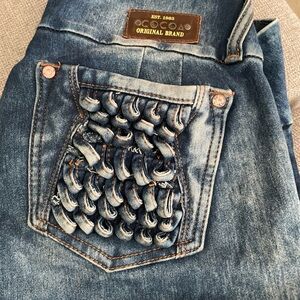 Cocoa Jeans/ Butt Lift Levante Cola/ Columbian Size 10 w/ Pocket Detail